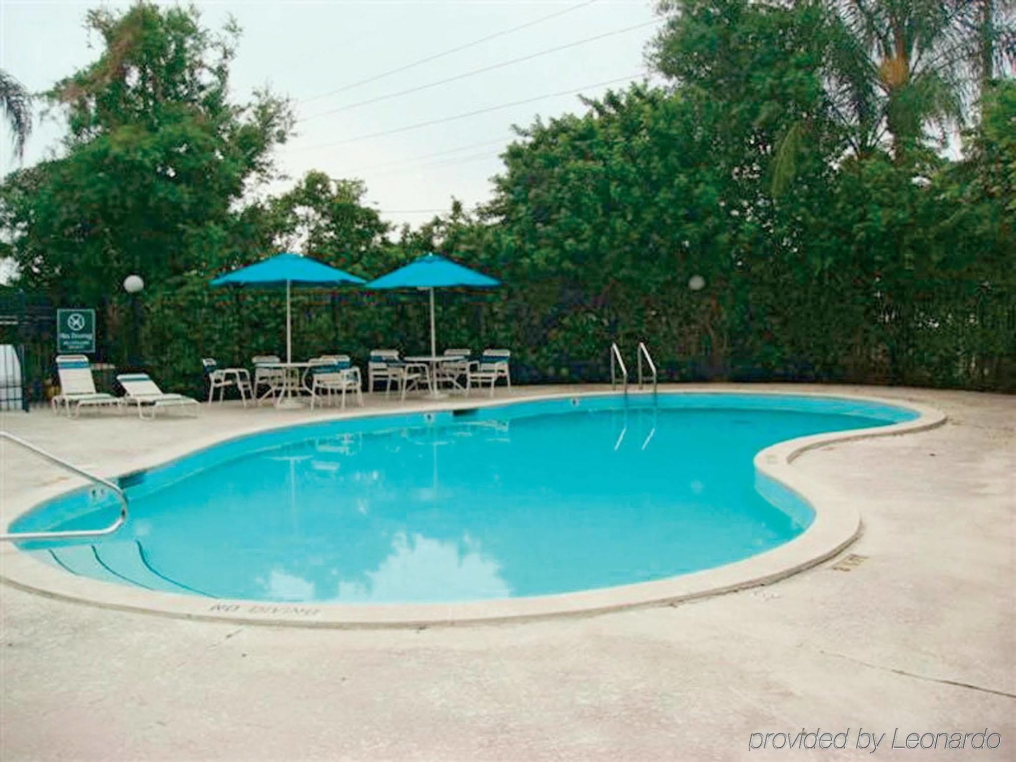 La Quinta By Wyndham Tampa Brandon West Hotel Heartland Exterior photo